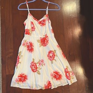 Old Navy White With Red and Pink Flowers Sundress